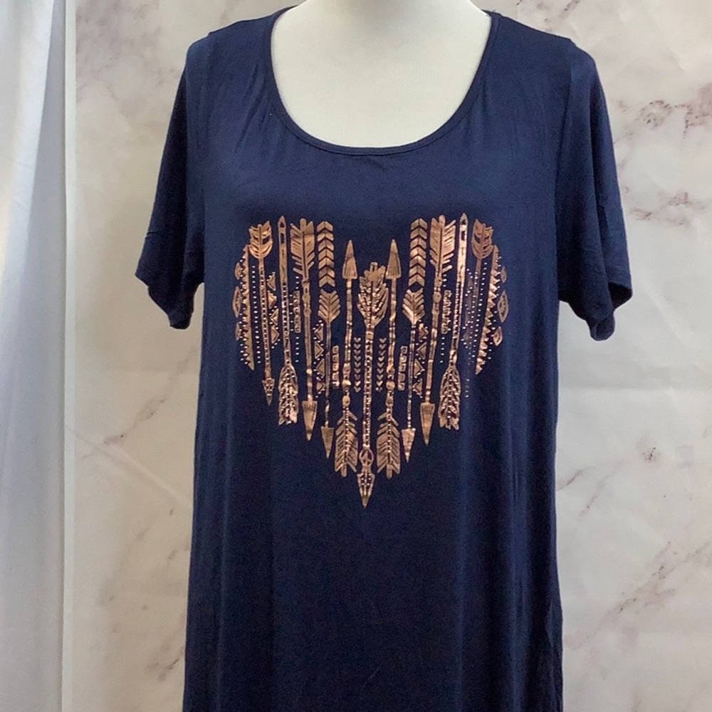 NWT- sjs - Women’s Dress- gold foil arrow designs
